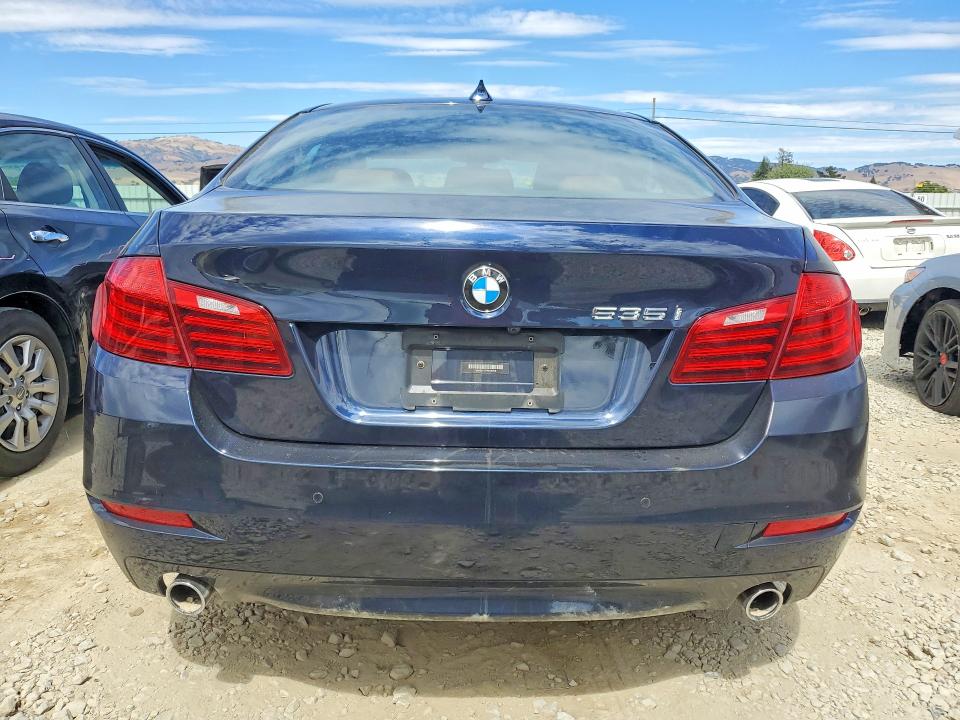 61941276 :رقم المزاد ، WBA5B1C57FG125216 vin ، 2015 Bmw 535 مزاد بيع