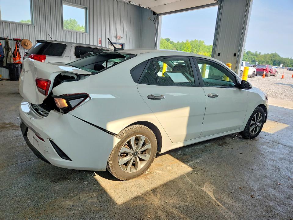 Продаж на аукціоні авто 2022 Kia Rio, vin: 3KPA24AD5NE476430, номер лоту: 61148266