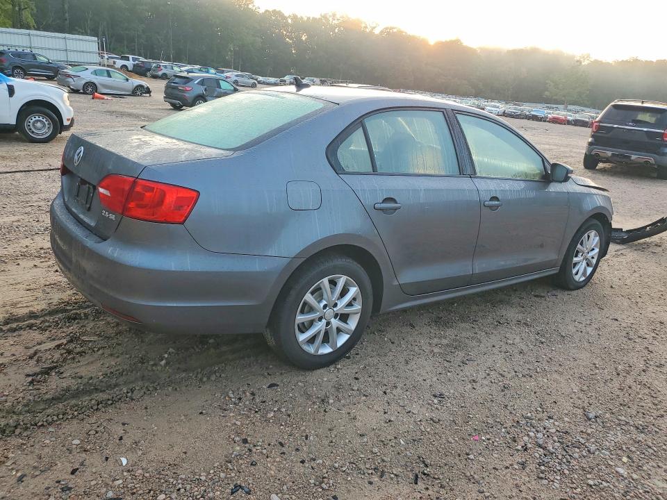 59246316 :رقم المزاد ، 3VWDX7AJ7BM379332 vin ، 2011 Volkswagen Jetta مزاد بيع