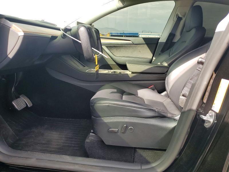 61804856 :رقم المزاد ، 7SAYGDEE3RF060964 vin ، 2024 Tesla Model Y مزاد بيع
