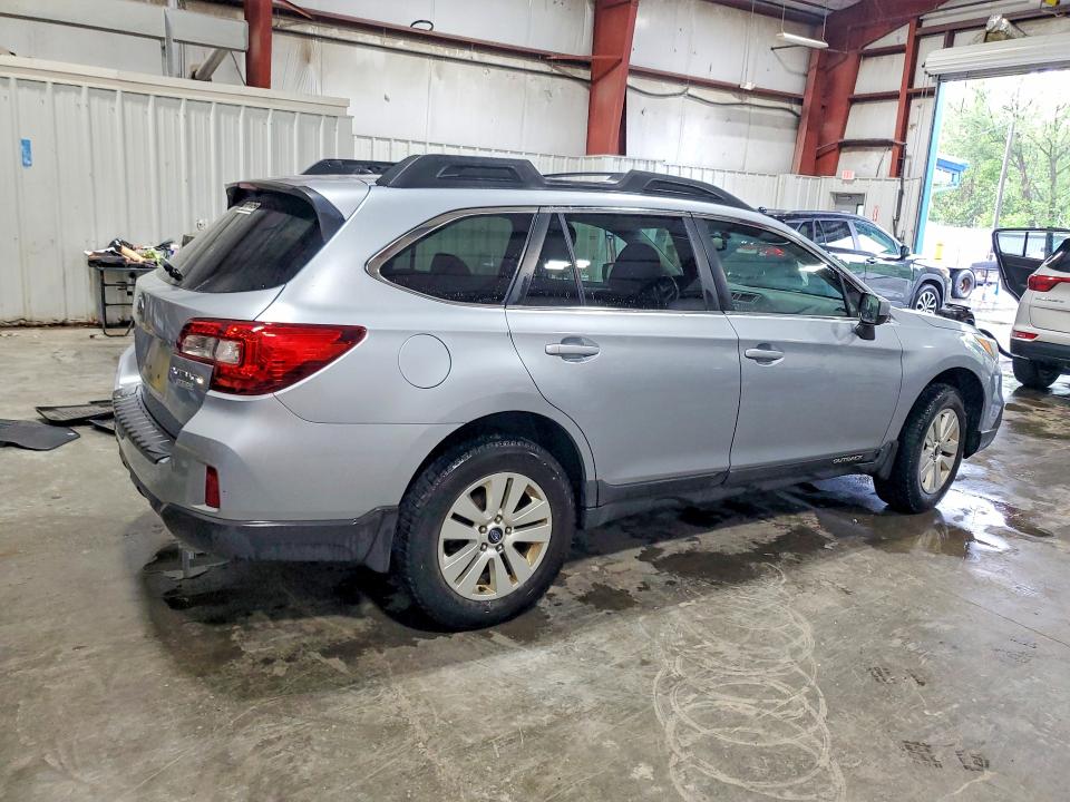 62907816 :رقم المزاد ، 4S4BSADC1F3332206 vin ، 2015 Subaru Outback مزاد بيع