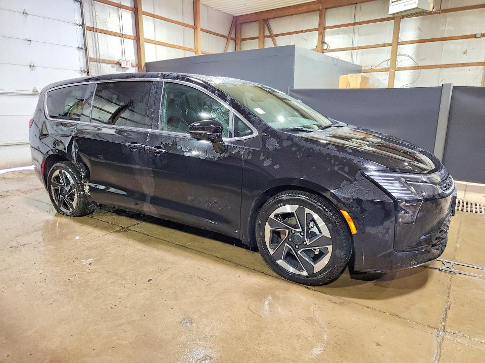 2027 Chrysler Pacifica მანქანა იყიდება აუქციონზე, vin: 2C4RC1GG7VR552471, აუქციონის ნომერი: 58996146