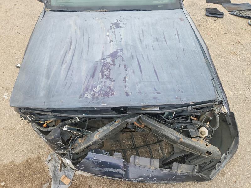 60231916 :رقم المزاد ، 2MEFM74W31X657947 vin ، 2001 Mercury Grand Marquis مزاد بيع