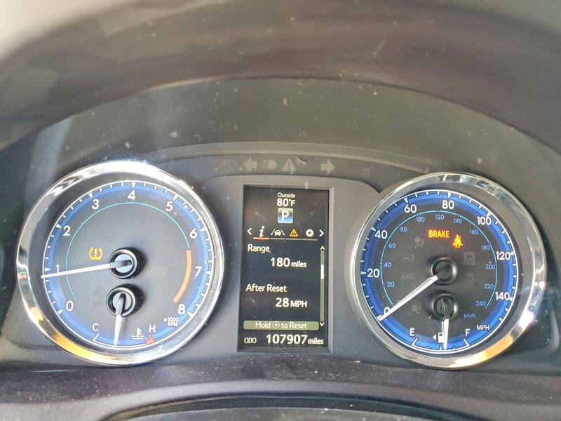 Aukcja sprzedaży 2017 Toyota Corolla, vin: 5YFBURHE6HP696737, numer aukcji: 62906596