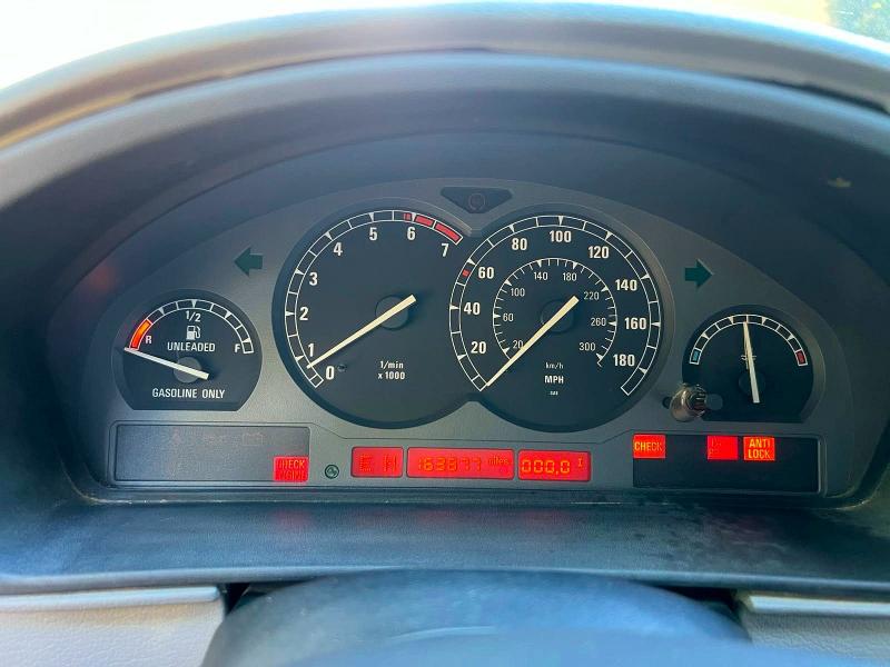Продажа на аукционе авто 1991 Bmw 850, vin: WBAEG2310MCB72468, номер лота: 63488946