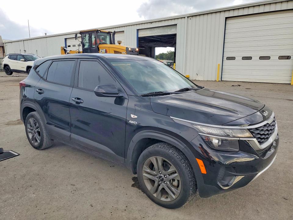 Продажа на аукционе авто 2023 Kia Seltos, vin: KNDEPCAA2P7363024, номер лота: 61762366