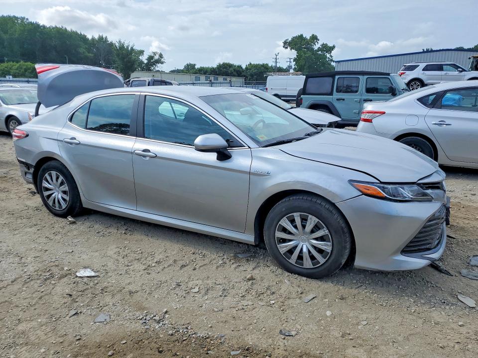 2018 Toyota Camry მანქანა იყიდება აუქციონზე, vin: 4T1B31HK0JU507658, აუქციონის ნომერი: 59888806