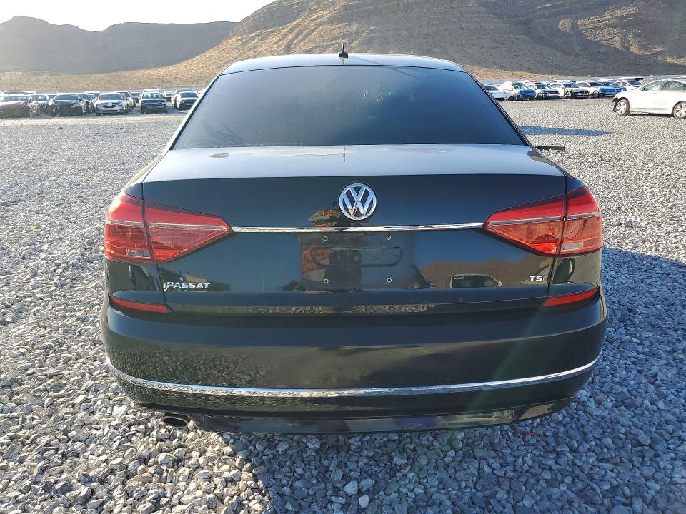63706576 :رقم المزاد ، 1VWAT7A33GC068358 vin ، 2016 Volkswagen Passat مزاد بيع