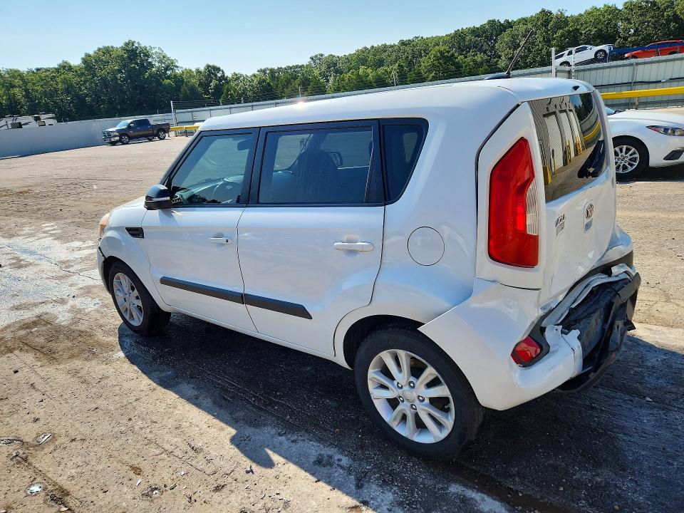 2013 Kia Soul მანქანა იყიდება აუქციონზე, vin: KNDJT2A60D7573200, აუქციონის ნომერი: 60021776