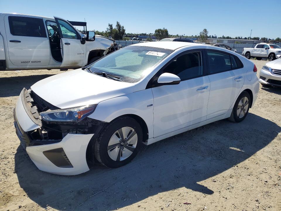 Auction sale of the 2017 Hyundai Ioniq, vin: KMHC65LC4HU022209, lot number: 61400426
