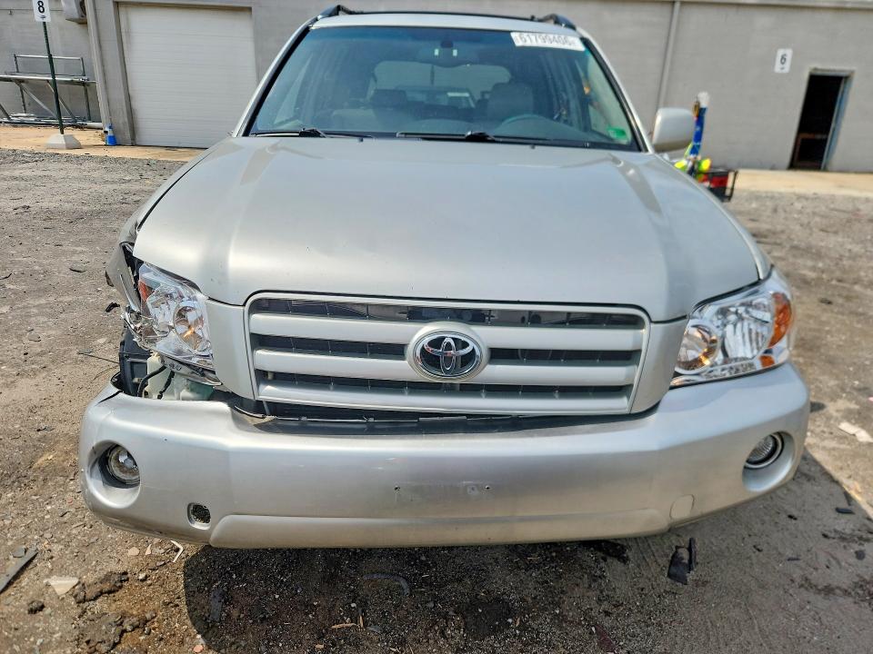 Продажа на аукционе авто 2005 Toyota Highlander, vin: JTEEP21AX50129001, номер лота: 61799406
