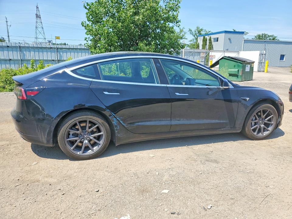 60571406 :رقم المزاد ، 5YJ3E1EA9JF179874 vin ، 2018 Tesla Model 3 مزاد بيع