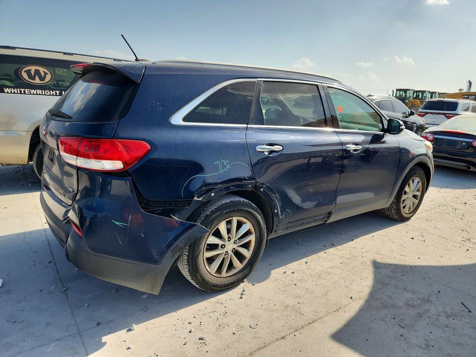 2017 Kia Sorento მანქანა იყიდება აუქციონზე, vin: 5XYPG4A55HG216105, აუქციონის ნომერი: 60386536