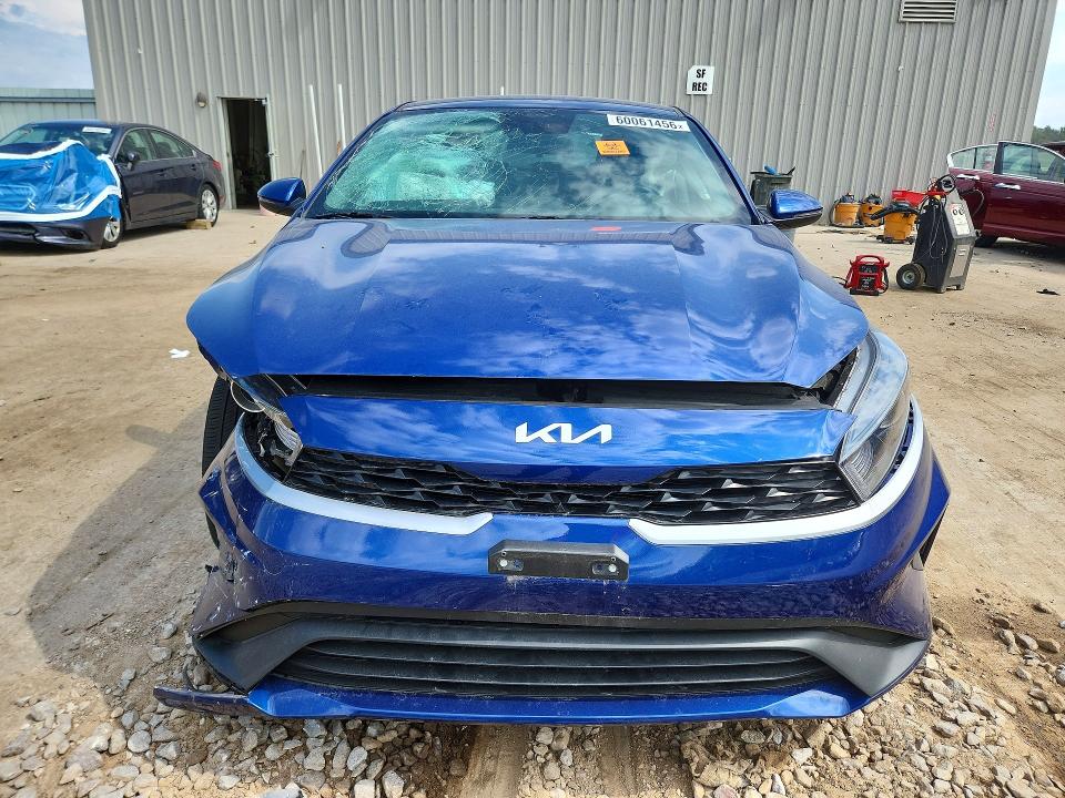60061456 :رقم المزاد ، 3KPF24AD2RE736813 vin ، 2024 Kia Forte مزاد بيع
