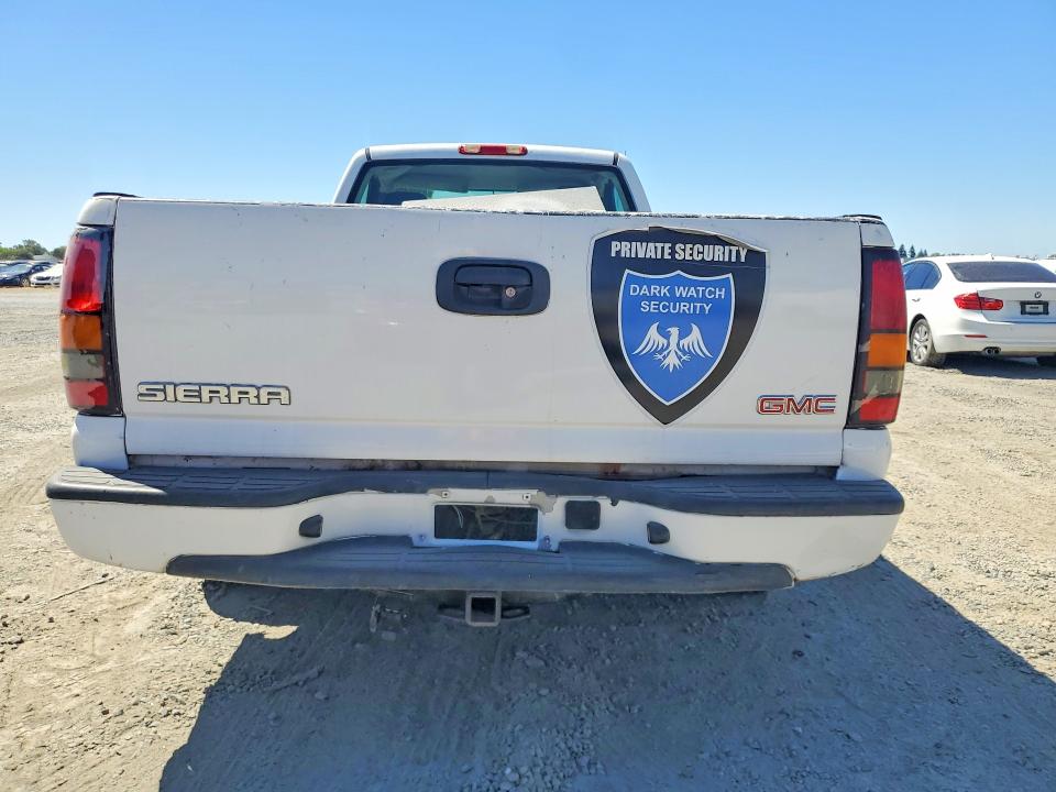 62392866 :رقم المزاد ، 1GTEC14V15Z900403 vin ، 2005 Gmc New Sierra مزاد بيع