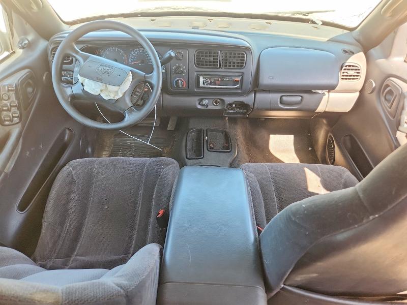 2000 Dodge Dakota მანქანა იყიდება აუქციონზე, vin: 1B7GL2ANXYS744328, აუქციონის ნომერი: 60219726