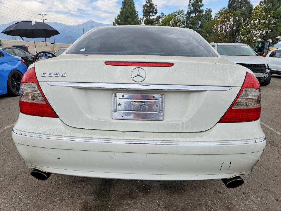 61470346 :رقم المزاد ، WDBUF56X27B092078 vin ، 2007 Mercedes-benz E مزاد بيع