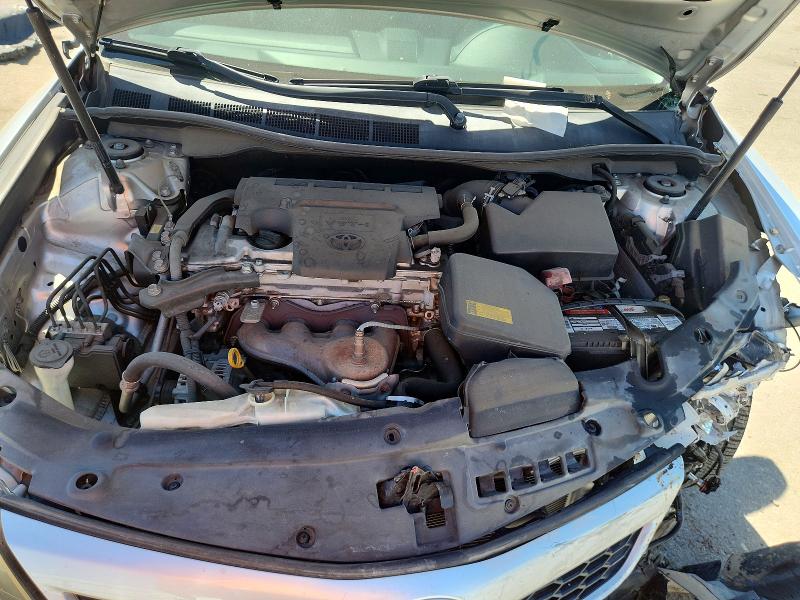 63375786 :رقم المزاد ، 4T1BF1FK5CU605467 vin ، 2012 Toyota Camry مزاد بيع