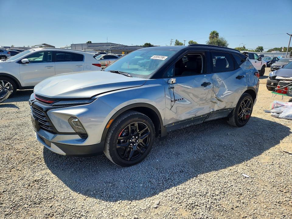 60884396 :رقم المزاد ، 3GNKBDR47PS228121 vin ، 2023 Chevrolet Blazer مزاد بيع
