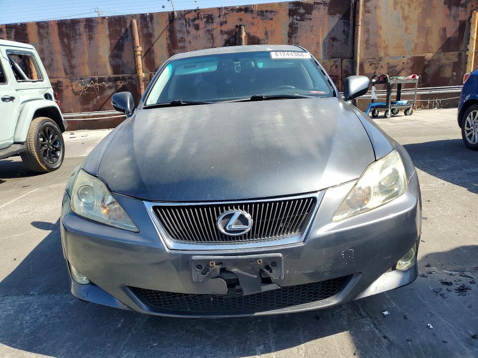61244366 :رقم المزاد ، JTHBK262662019672 vin ، 2006 Lexus Is مزاد بيع