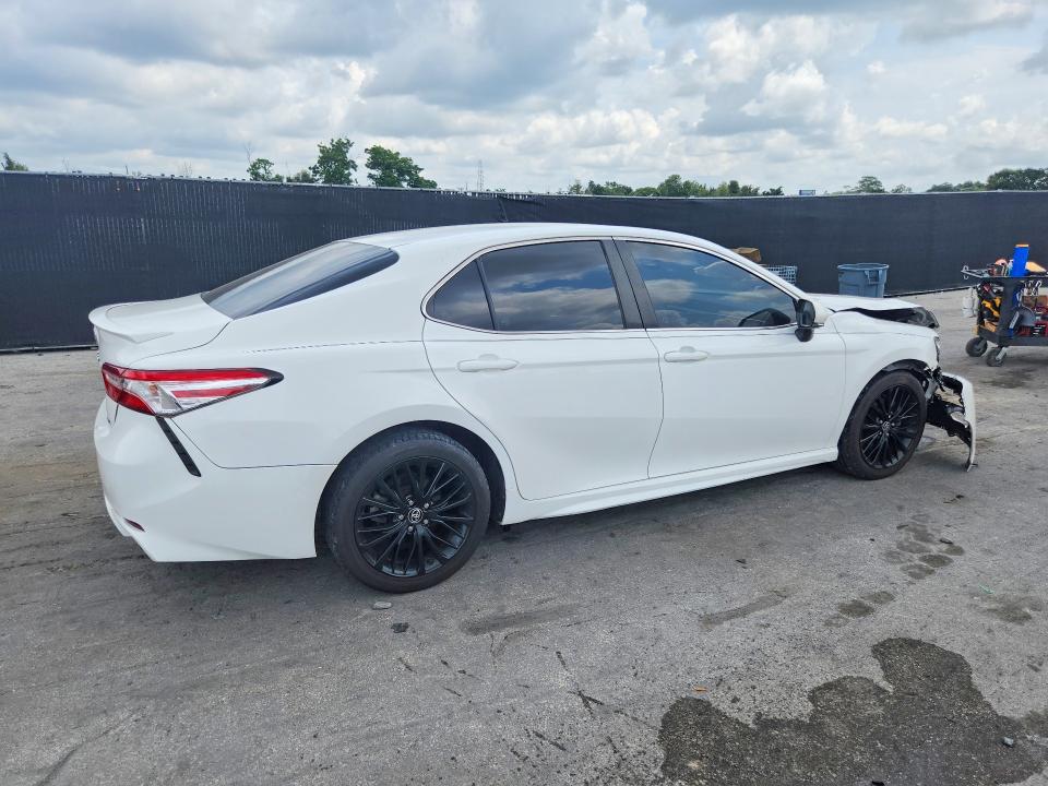 Продаж на аукціоні авто 2018 Toyota Camry, vin: 4T1B11HK0JU109310, номер лоту: 63218886