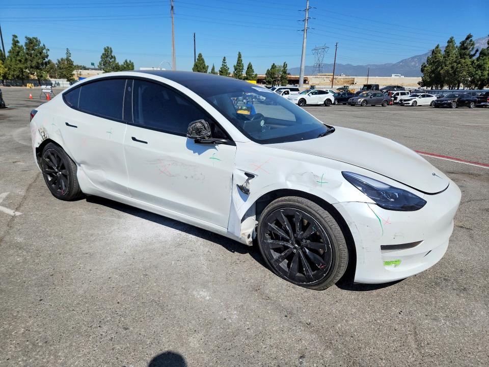 61638886 :رقم المزاد ، 5YJ3E1EA4PF545457 vin ، 2023 Tesla Model 3 مزاد بيع