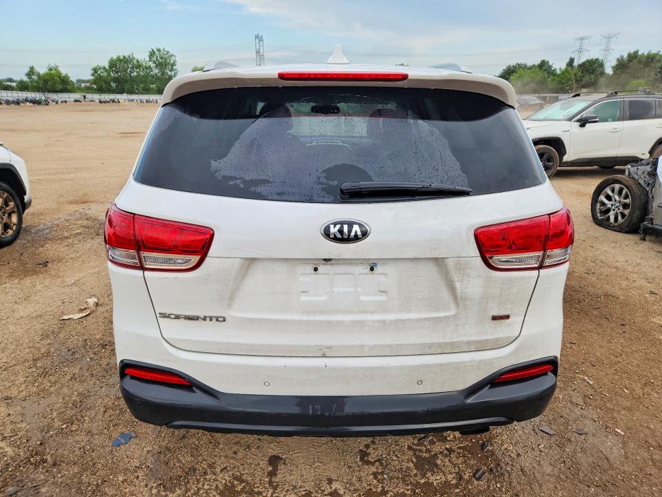 61717006 :رقم المزاد ، 5XYPG4A3XJG432374 vin ، 2018 Kia Sorento مزاد بيع
