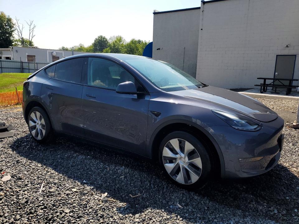 Продаж на аукціоні авто 2023 Tesla Model Y, vin: 7SAYGDEE8PF672896, номер лоту: 62751086