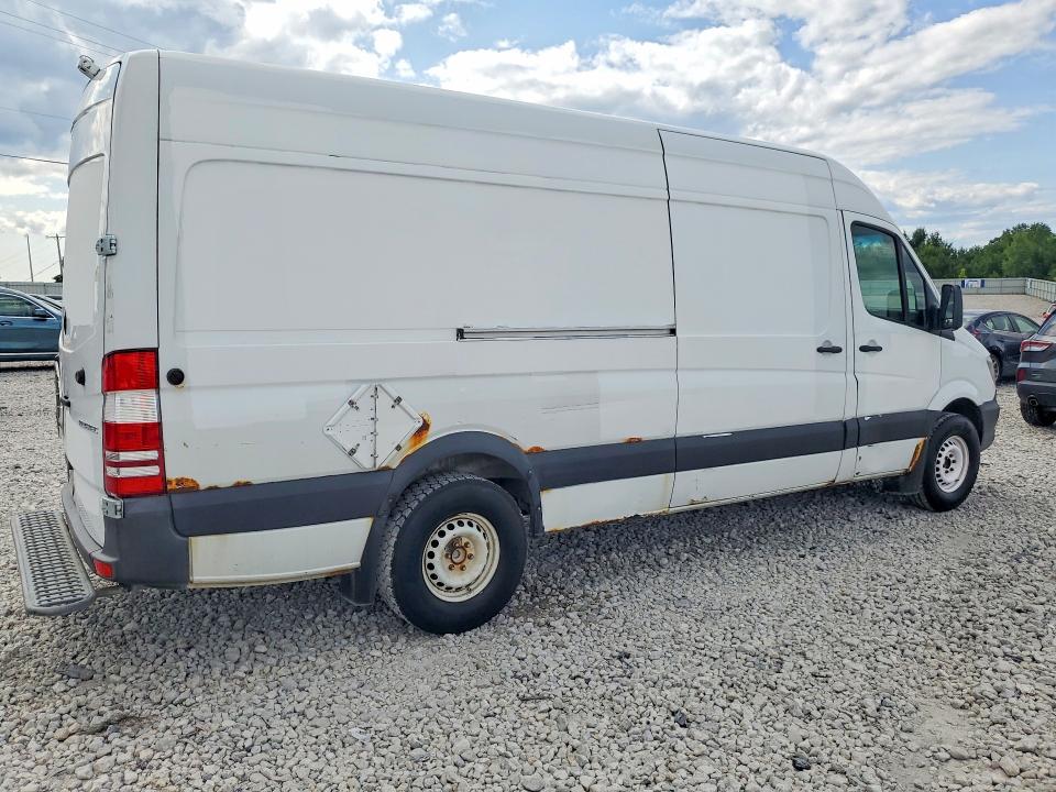 61902656 :رقم المزاد ، WD3PE8DE7E5822951 vin ، 2014 Mercedes-benz Sprinter مزاد بيع