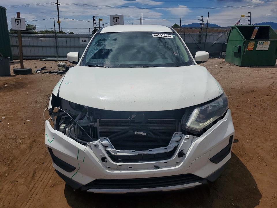 60151226 :رقم المزاد ، KNMAT2MV7HP542566 vin ، 2017 Nissan Rogue مزاد بيع