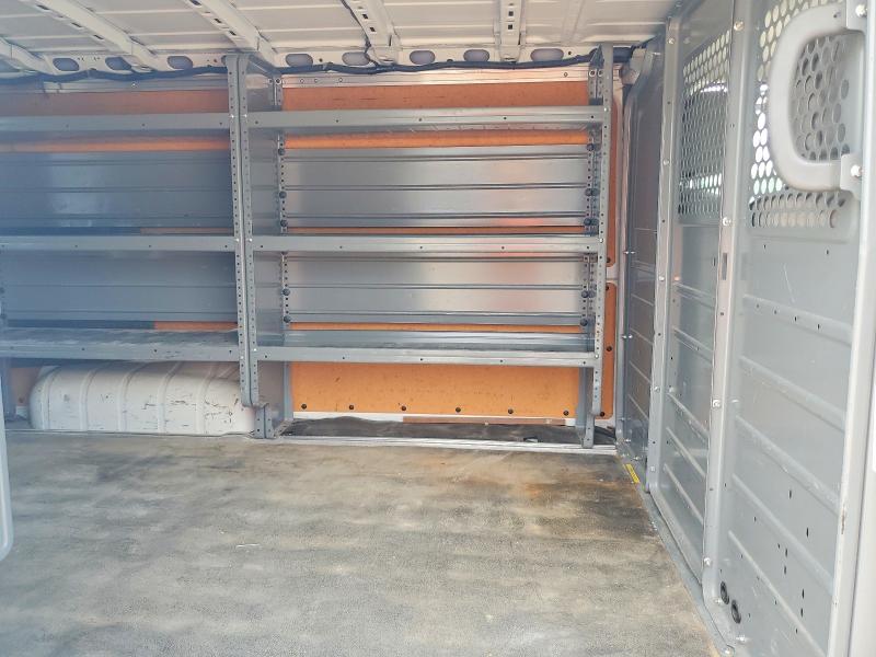 62623726 :رقم المزاد ، 1N6AF0KY2FN801480 vin ، 2015 Nissan Nv مزاد بيع