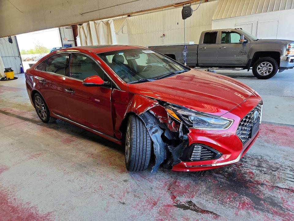 62959996 :رقم المزاد ، 5NPE34AB6JH675568 vin ، 2018 Hyundai Sonata مزاد بيع
