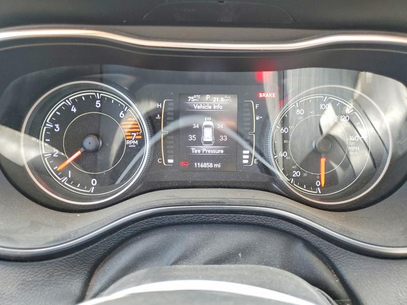 60987326 :رقم المزاد ، 1C4PJLCB8KD284709 vin ، 2019 Jeep Cherokee مزاد بيع