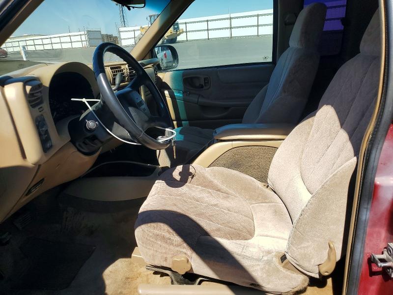 63047076 :رقم المزاد ، 1GTCS19W528219934 vin ، 2002 Gmc Sonoma مزاد بيع