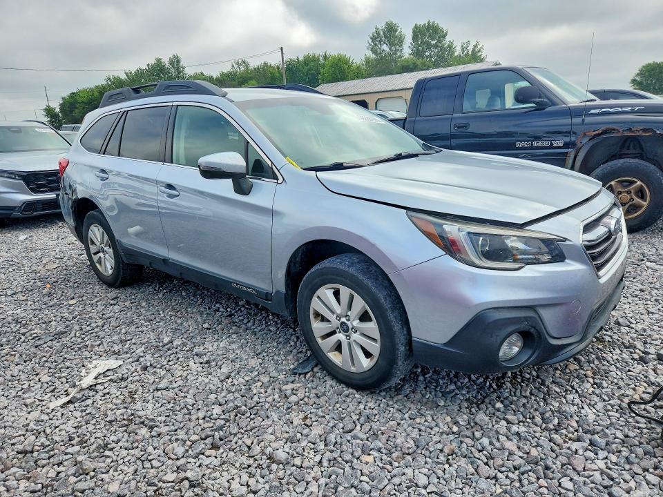 59288996 :رقم المزاد ، 4S4BSAFC5J3367725 vin ، 2018 Subaru Outback مزاد بيع