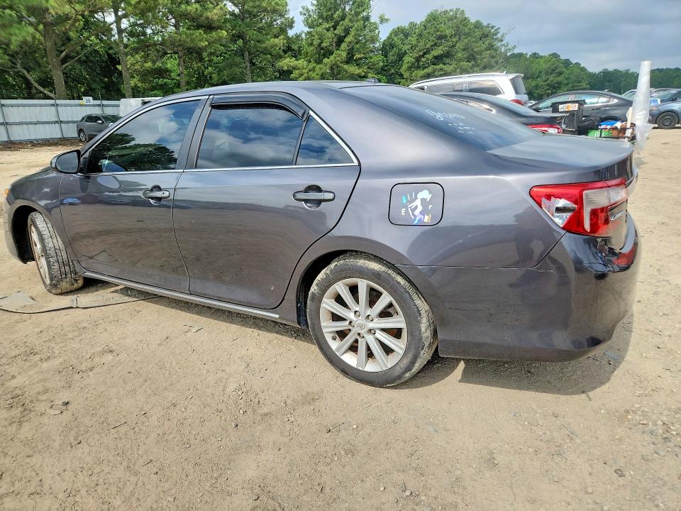 2013 Toyota Camry მანქანა იყიდება აუქციონზე, vin: 4T4BF1FK0DR286051, აუქციონის ნომერი: 60325276