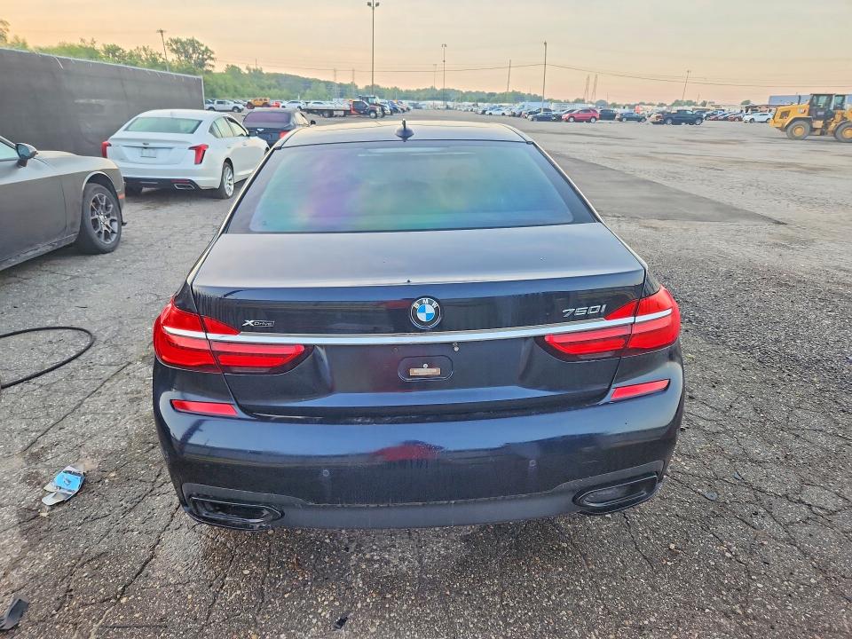 59332046 :رقم المزاد ، WBA7F2C55GG420836 vin ، 2016 Bmw 750 مزاد بيع