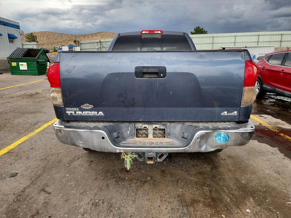 62999236 :رقم المزاد ، 5TFBV54188X040128 vin ، 2008 Toyota Tundra مزاد بيع