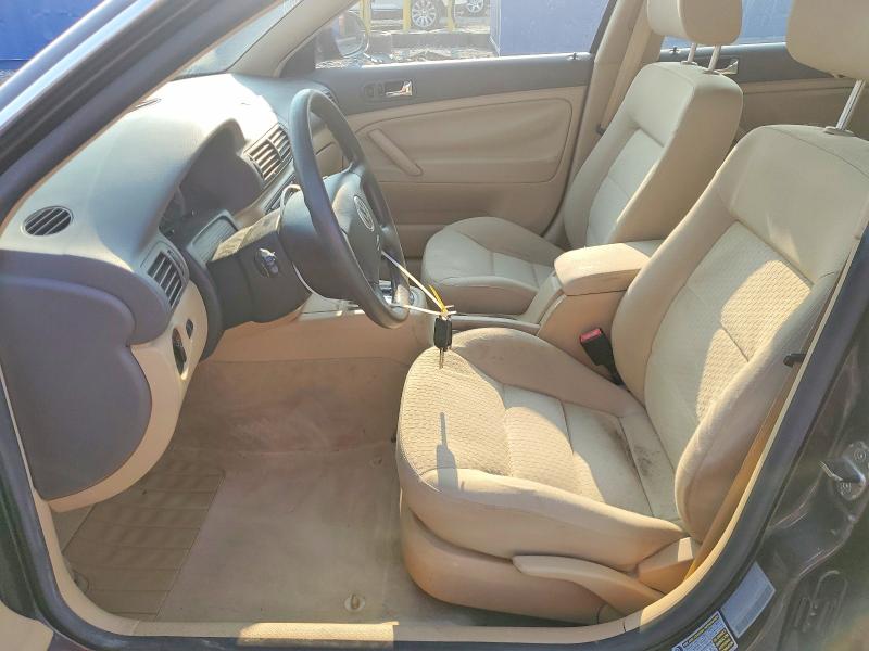 62848146 :رقم المزاد ، WVWPD63B14E165308 vin ، 2004 Volkswagen Passat مزاد بيع