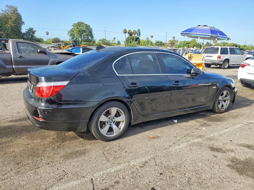 2008 Bmw 528 მანქანა იყიდება აუქციონზე, vin: WBANU53598C112690, აუქციონის ნომერი: 62105546