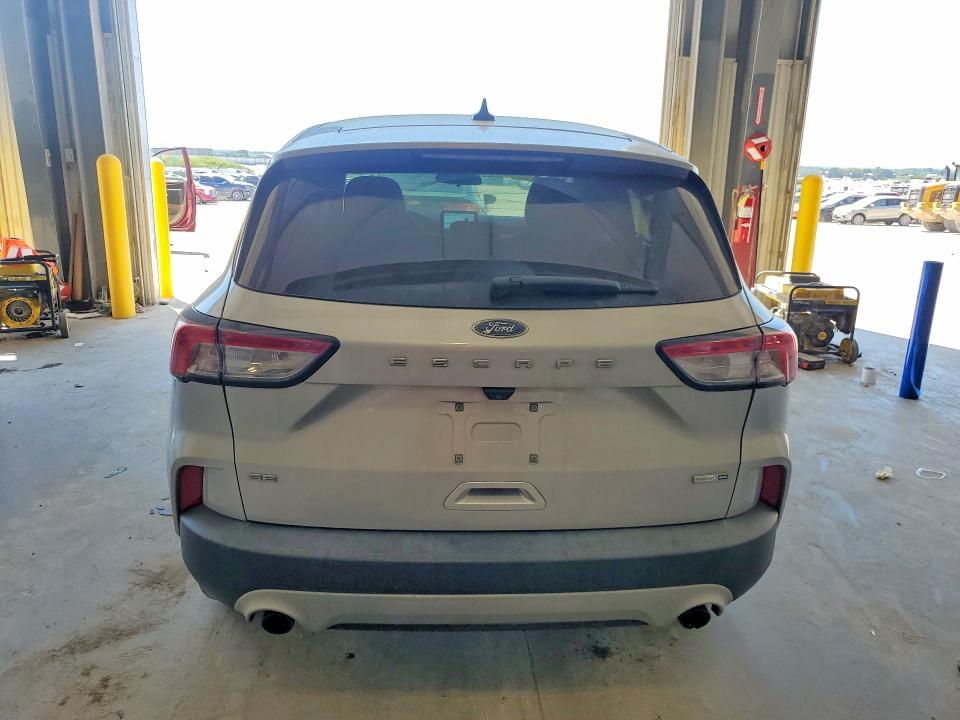 2020 Ford Escape მანქანა იყიდება აუქციონზე, vin: 1FMCU9G63LUC41446, აუქციონის ნომერი: 60555876