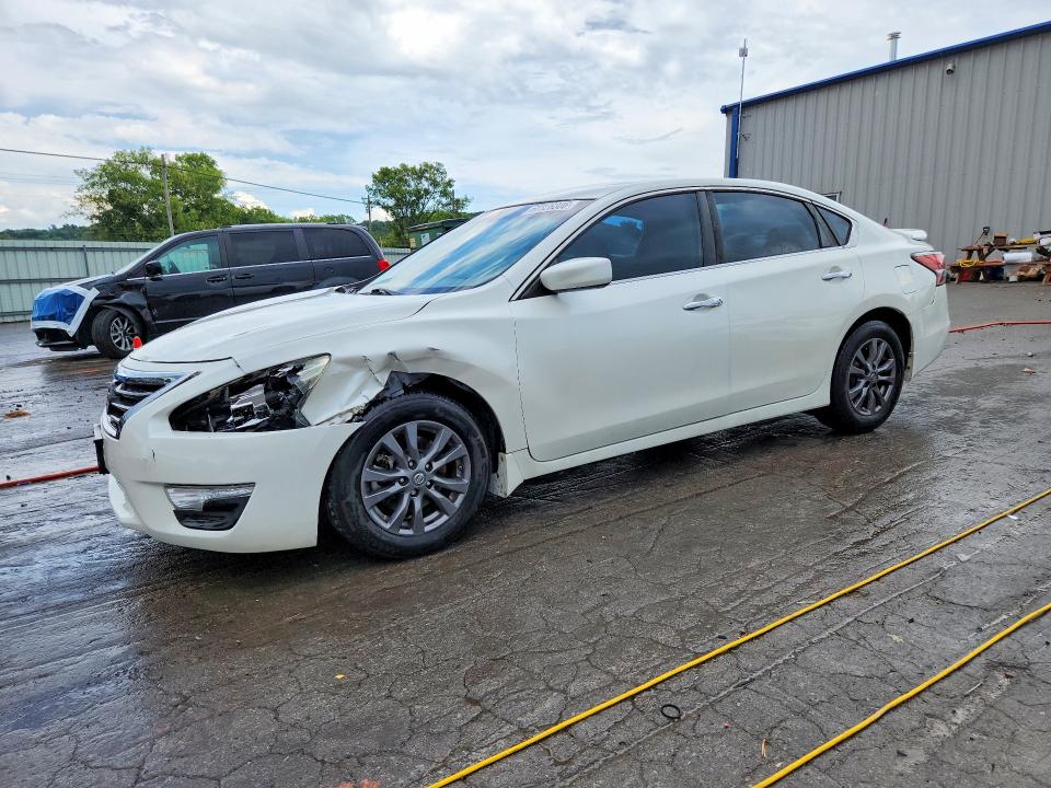 2015 Nissan Altima მანქანა იყიდება აუქციონზე, vin: 1N4AL3AP6FC595846, აუქციონის ნომერი: 60326306