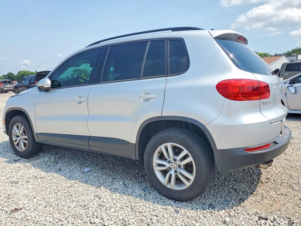 59959246 :رقم المزاد ، WVGAV7AX0HK026555 vin ، 2017 Volkswagen Tiguan مزاد بيع