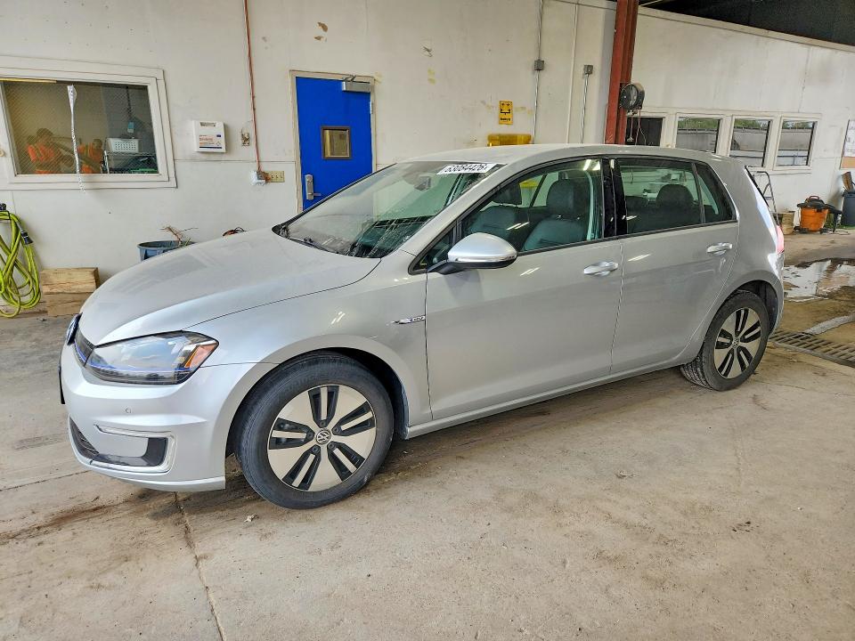 63084426 :رقم المزاد ، WVWPP7AU0GW913160 vin ، 2016 Volkswagen E-golf مزاد بيع