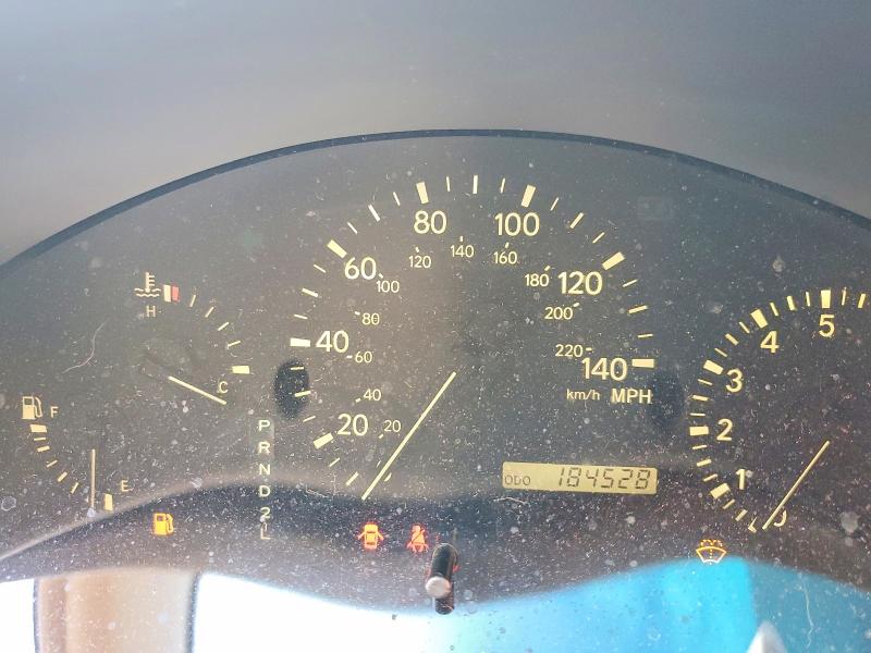 2000 Lexus Rx მანქანა იყიდება აუქციონზე, vin: JT6HF10U5Y0101757, აუქციონის ნომერი: 61440396