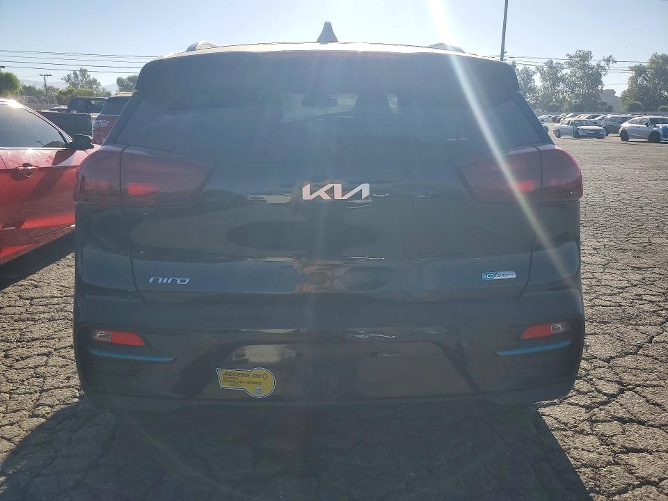 2022 Kia Niro მანქანა იყიდება აუქციონზე, vin: KNDCE3LG6N5145997, აუქციონის ნომერი: 60082616