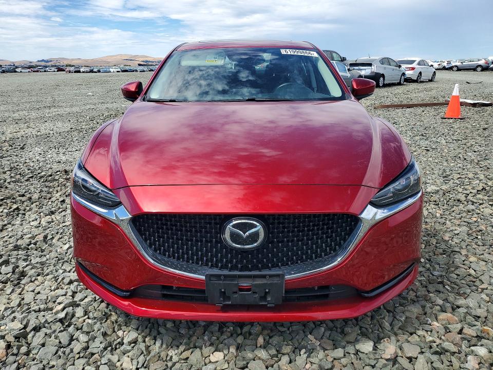 61999866 :رقم المزاد ، JM1GL1TY6J1327558 vin ، 2018 Mazda 6 مزاد بيع