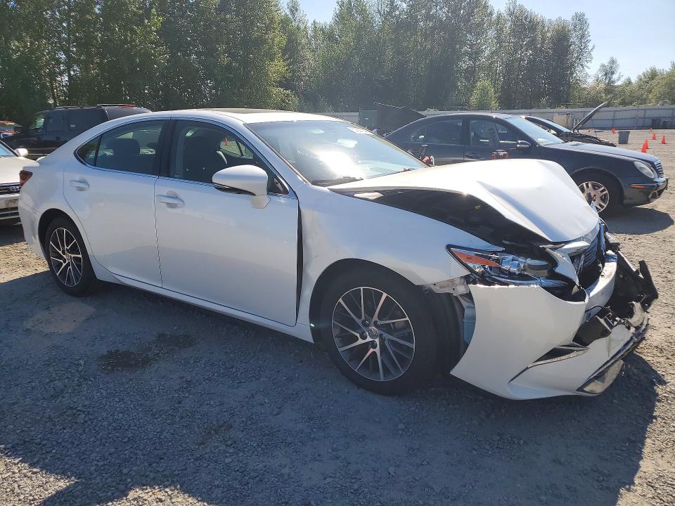 Продажа на аукционе авто 2016 Lexus Es, vin: JTHBK1GG7G2233155, номер лота: 62821146