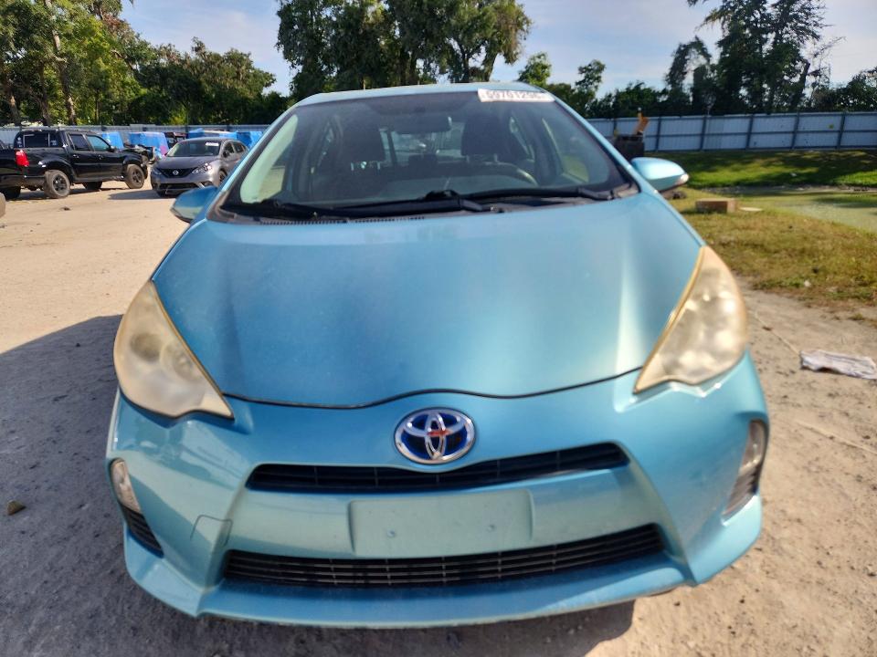 59701296 :رقم المزاد ، JTDKDTB3XD1039474 vin ، 2013 Toyota Prius C مزاد بيع