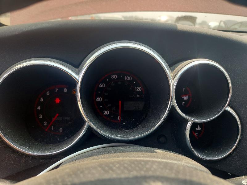 2005 Pontiac Vibe მანქანა იყიდება აუქციონზე, vin: 5Y2SL63895Z432769, აუქციონის ნომერი: 61575676